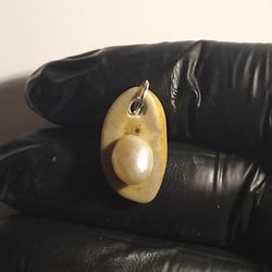 antler pearl pendant 