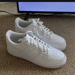 Air Force 1 Triple White