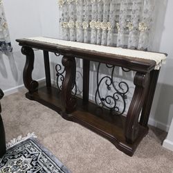 Alymere Sofa Table in Rustic Brown T869-4
I buy$650 each one 2 $1300 
I want to sell both $700 thanks 