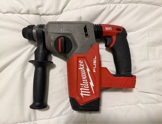 Milwaukee FUEL Cordless Rotary Hammer Drill
