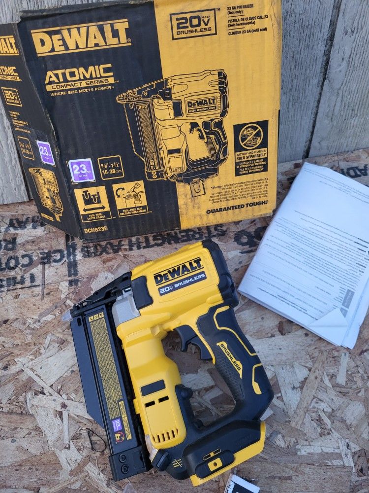 Dewalt 20V MAX LithiumIon Cordless 23Gauge Pin Nailer (Tool Only) for