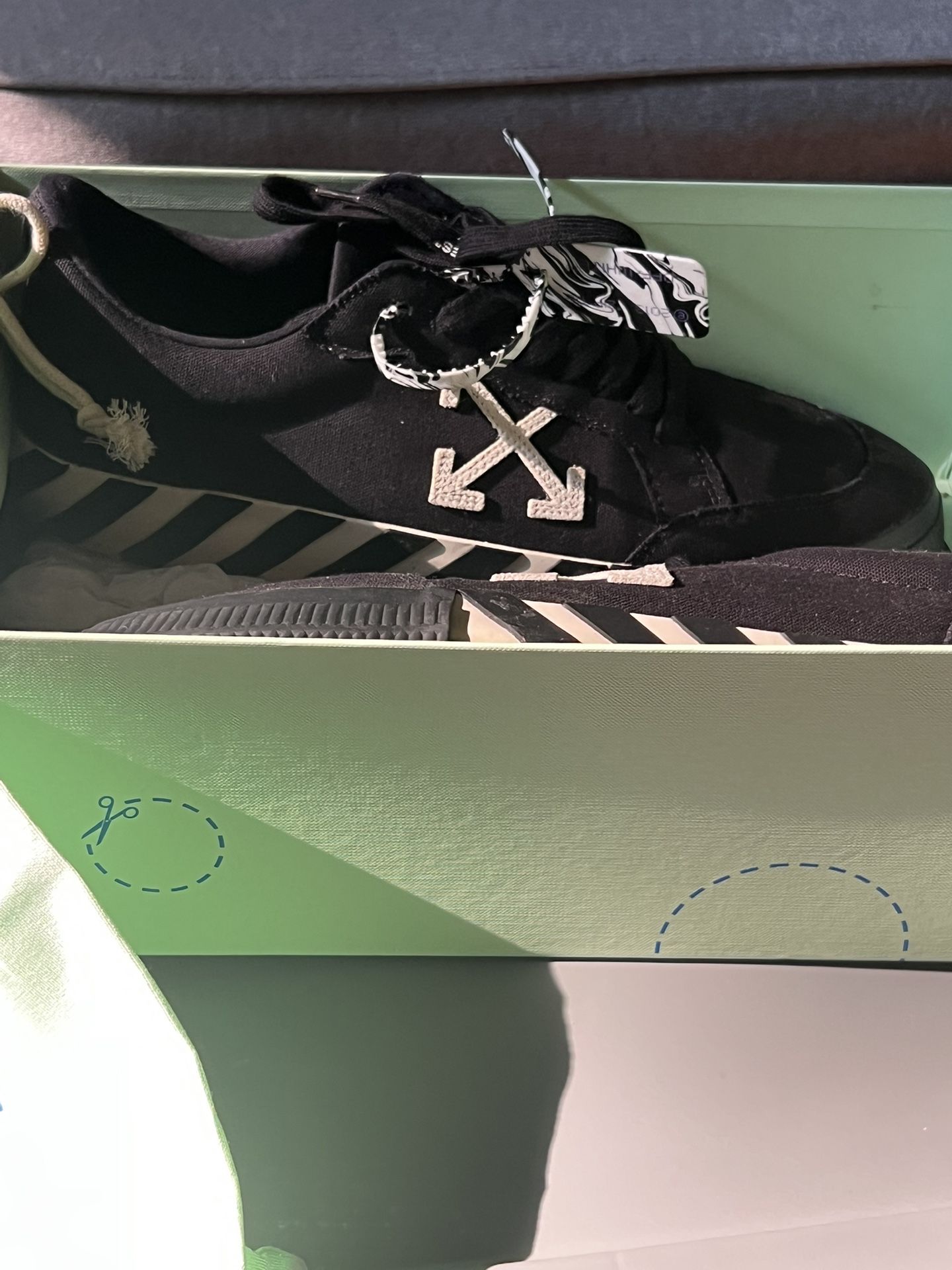 Off white Virgil Abloh Size 14 $175 OBO
