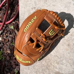 New Wilson A2000 1787 11.75 Infield Baseball Glove