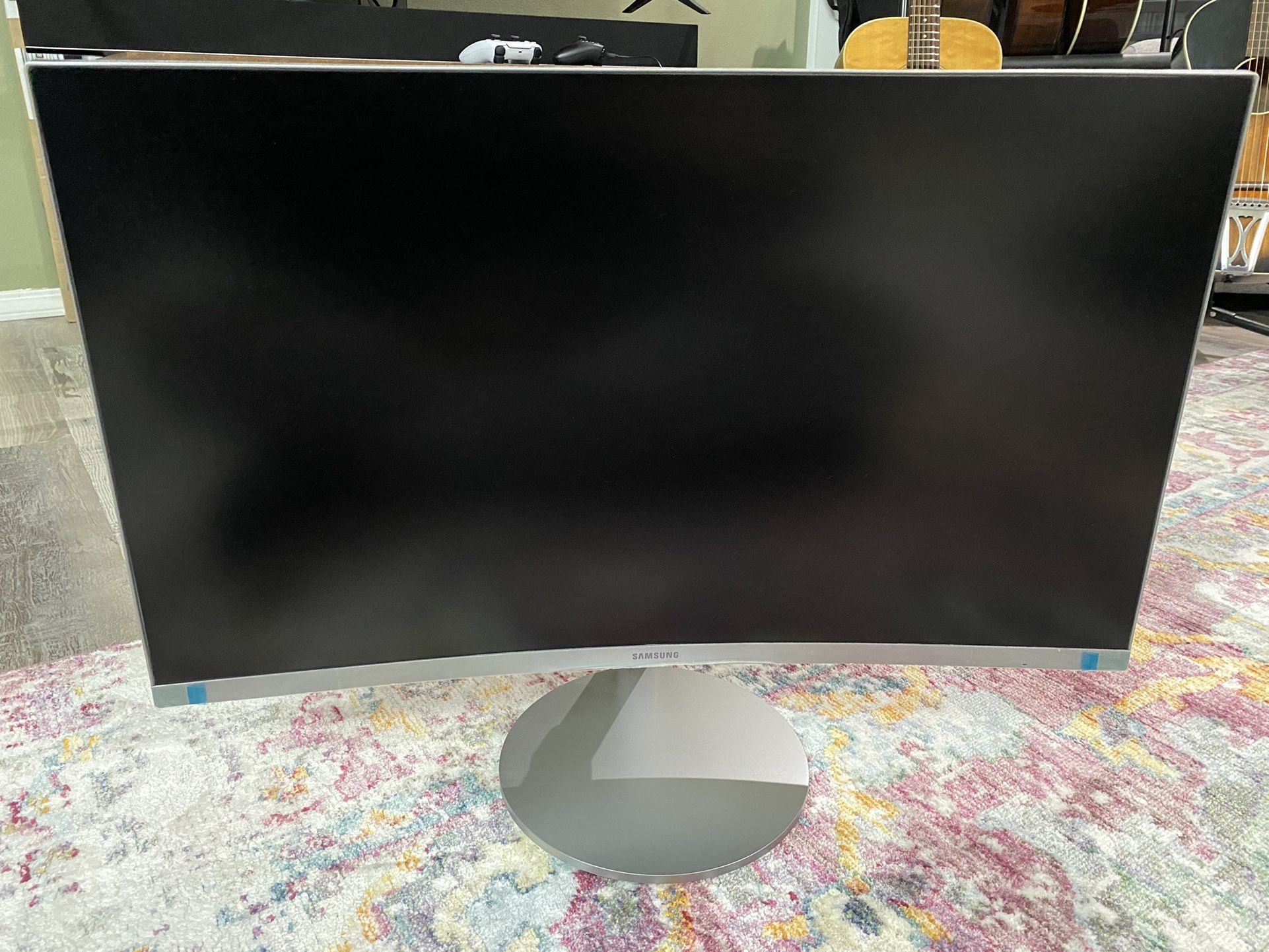 Samsung 27 Inch Curved LCD Computer Screen Monitor 