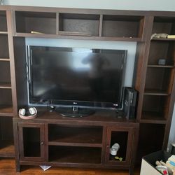 Entertainment Unit 100 Obo
