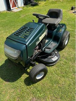 Riding lawnmower 38” deck