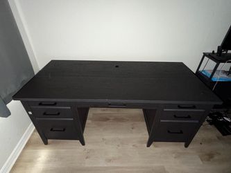 Sauder 66” Executive Computer desk