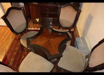 Dinning table 4 seater