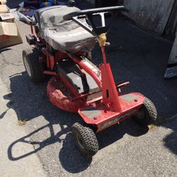 Lawn Tractor