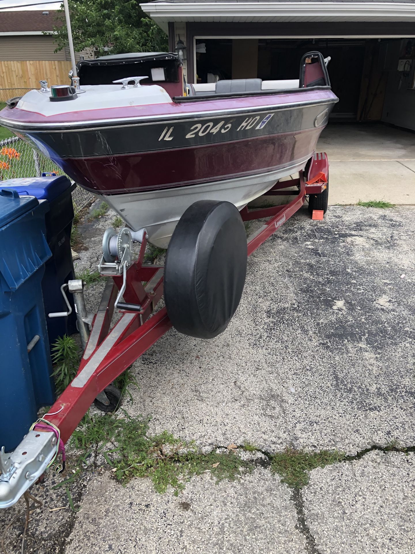 Boat! Everything works good ! Ready for the lake !