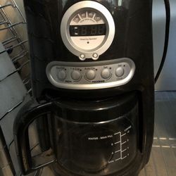Kitchen Aid programmable coffee maker, 10 cup