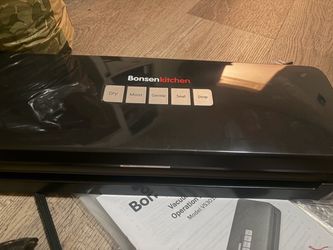 Vacuum sealer