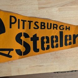 Late '70s Early '80s Pittsburgh Steelers Pennant