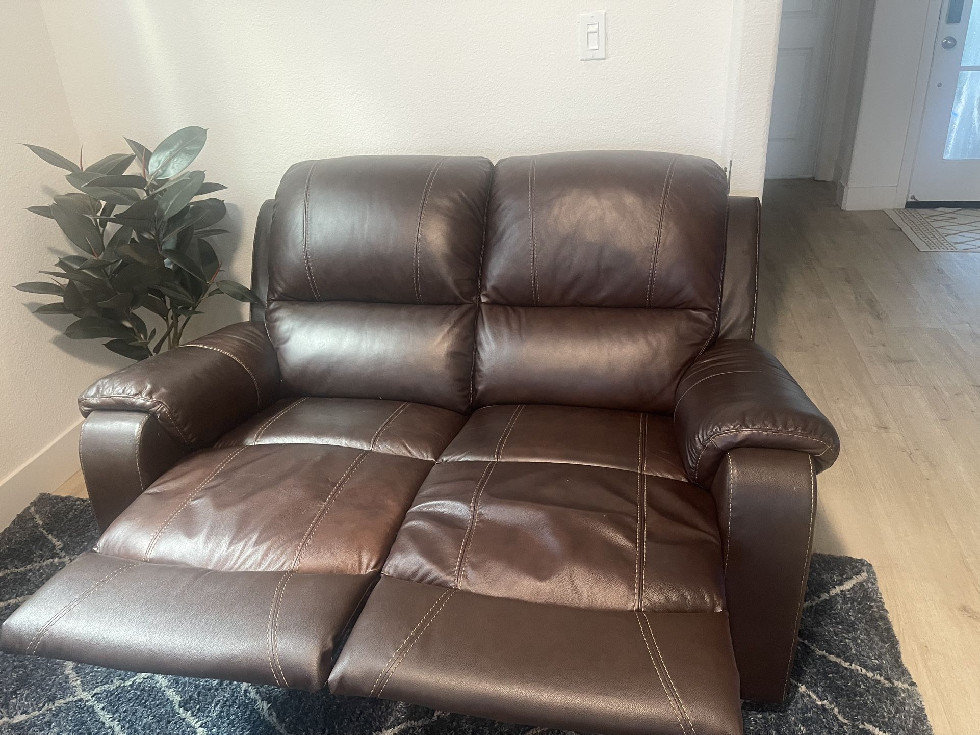 Leather 2 Seater Recliner Sofa