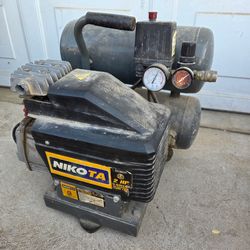Nikota 2hp 4 gallon twin pack air compressor!