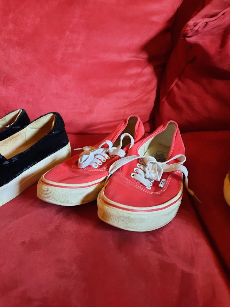 For Sale ladies tennis shoes $10 Each