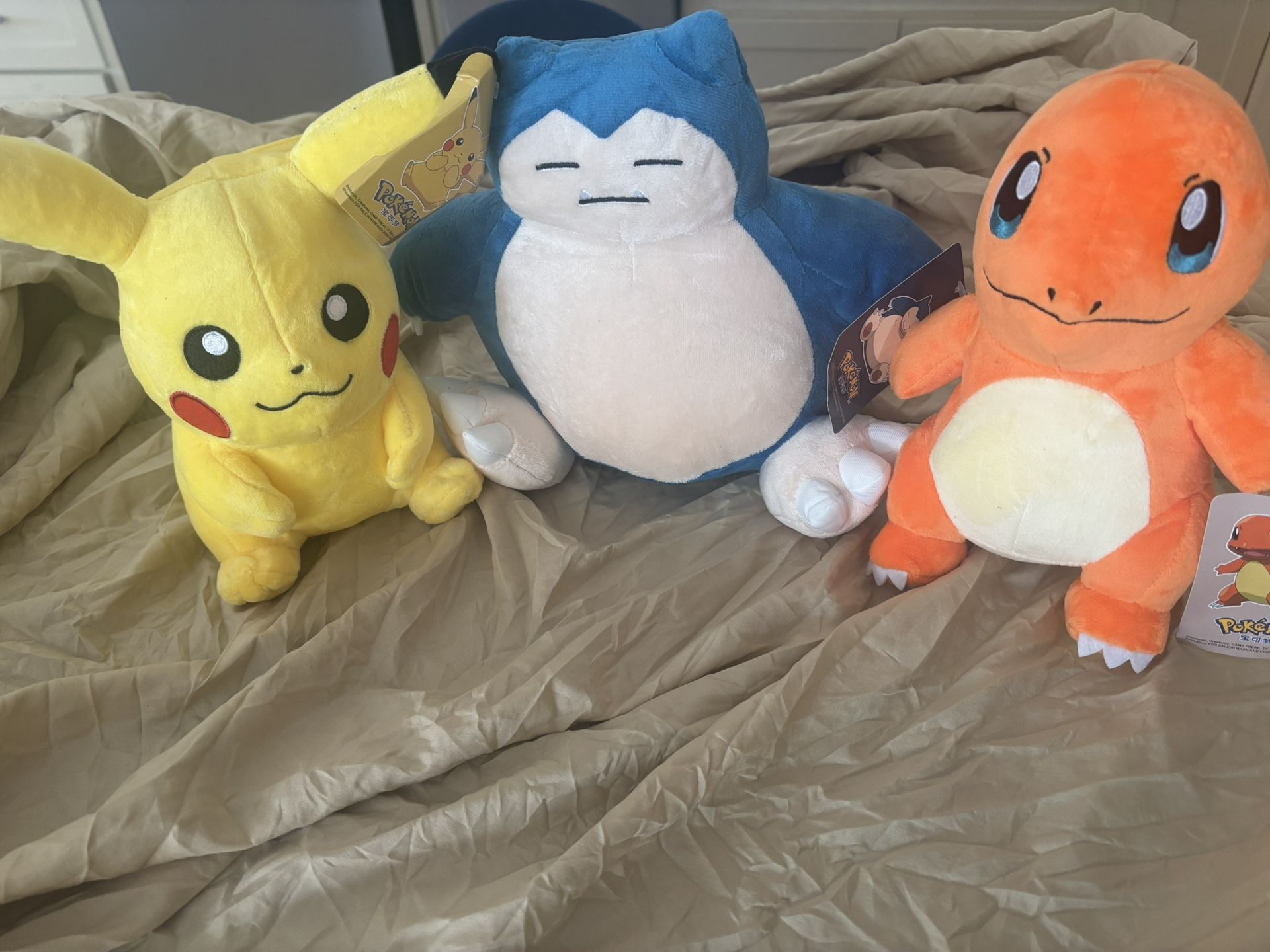 Pokemon Plush Toy Set NWT Snorlax Charmander Pikachu