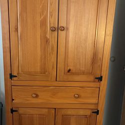 Armoire