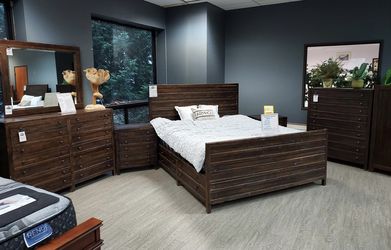 MEGA SALE!!! Farmhouse Collection Bedroom Set