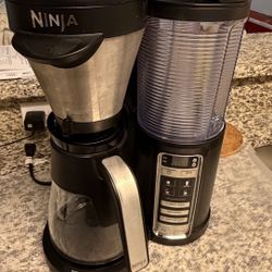 Ninja Coffee Maker Complete / Cafetera Ninja Completa