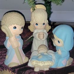 Precious Moments Nativity