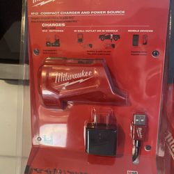 Milwaukee Compact Charger And Power Source 