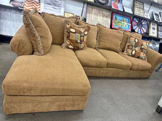 Sectional sofa couch