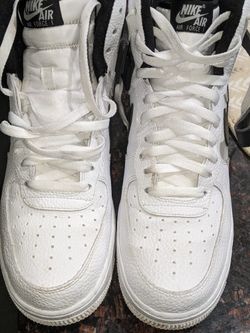 Nike Air, White High Top Men 9.5 Shoe (New)