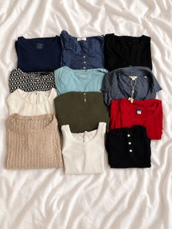 12-Piece Women’s Tops Bundle 🩷 $14 OBO