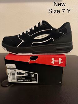 Size 7 under armor UA GS flex nubuck
