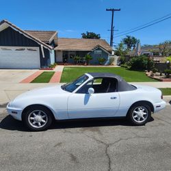 Mazda Miata 1990