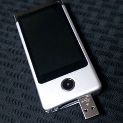 Sony Camera Bloggie Touch MHS-TS20/B 8GB Camcorder HD 1080P Silver Good!