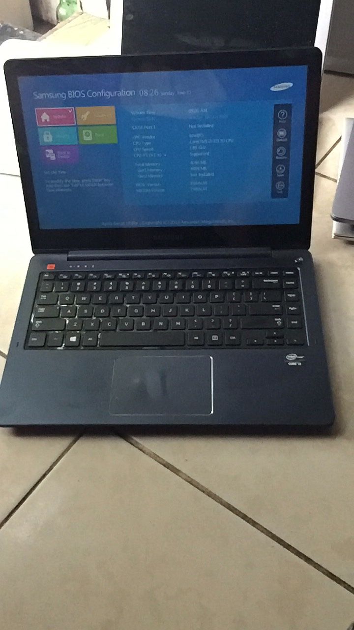 for Parts 14” Touchscreen Samsung Come With Charger ( no SSD )