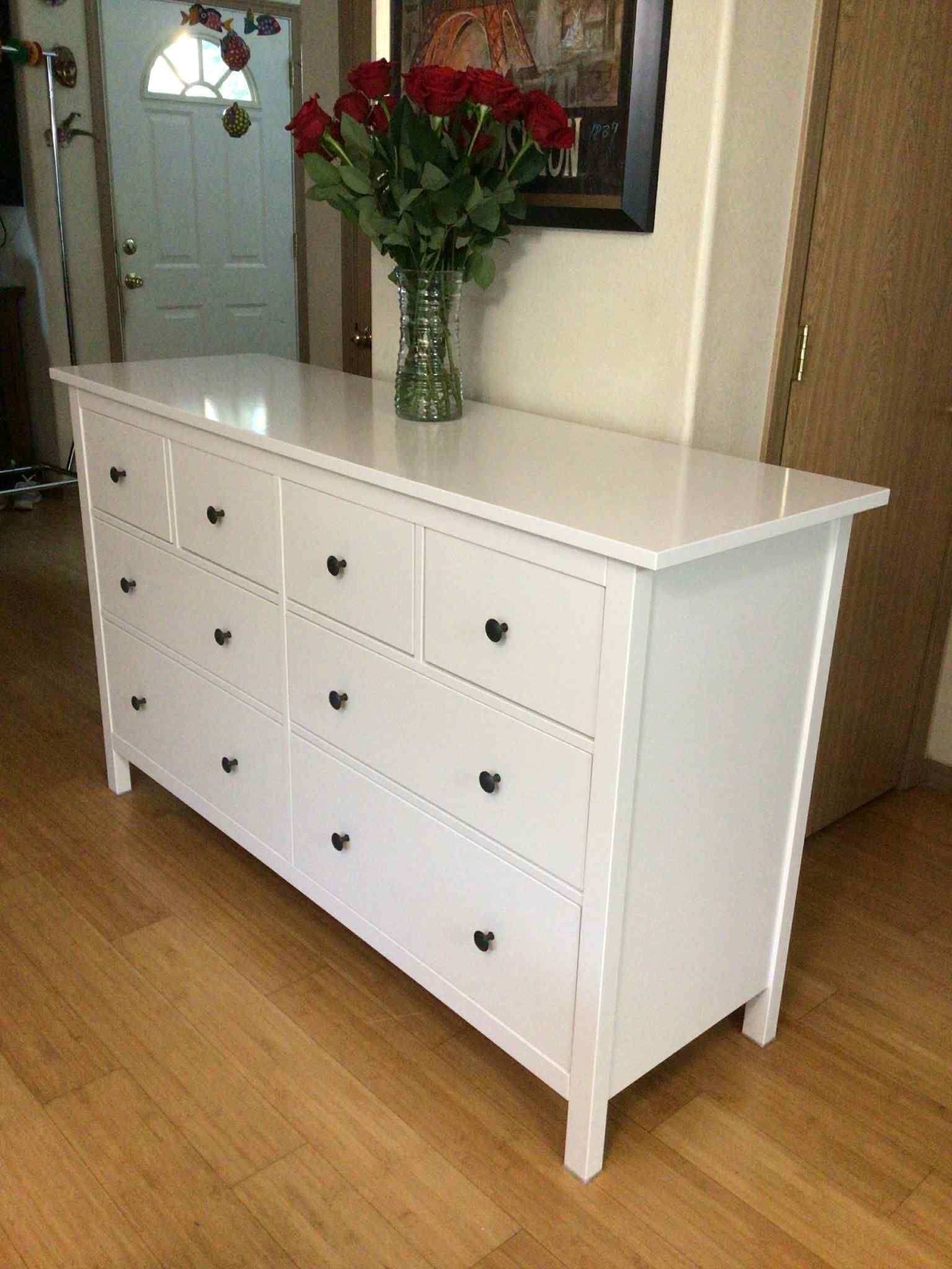 White Semigloss 8-Drawers Dresser.