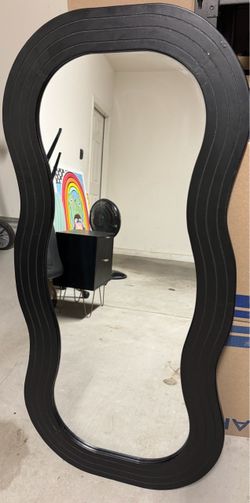 Black Wavy Full-Length Mirror