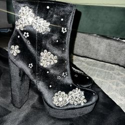 Express Rhinestone Embellished Platform Heeled Ankle Boots Black Size 6