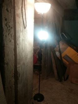 Lamp with two lights