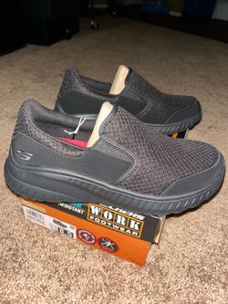Men’s Sketchers Nonslip work shoe