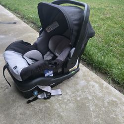 Baby Trend Infant Car Seat