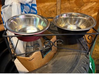 Bowls!!! 🐈  🐕