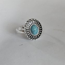 TURQUOISE  NAVAJO  BLUE FASHION SILVER LADIES SIZE 7 RING