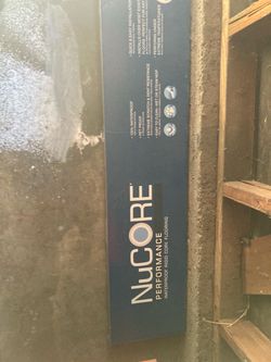 Floor tile