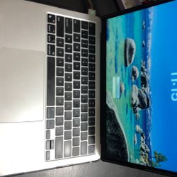 2024 MacBook Air M3 CHIP….comes With a Paid In Full  Apple Care Warranty  good For another 2 Years  Color Is Gray. Super Good Laptop Like New 