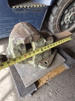 Athol Bench Vise 615 Made In USA 