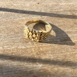 10k Gold Ring 
