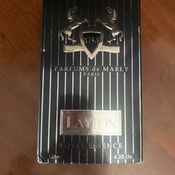 PDM Layton royal essence