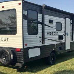 2021 Keystone Hideout