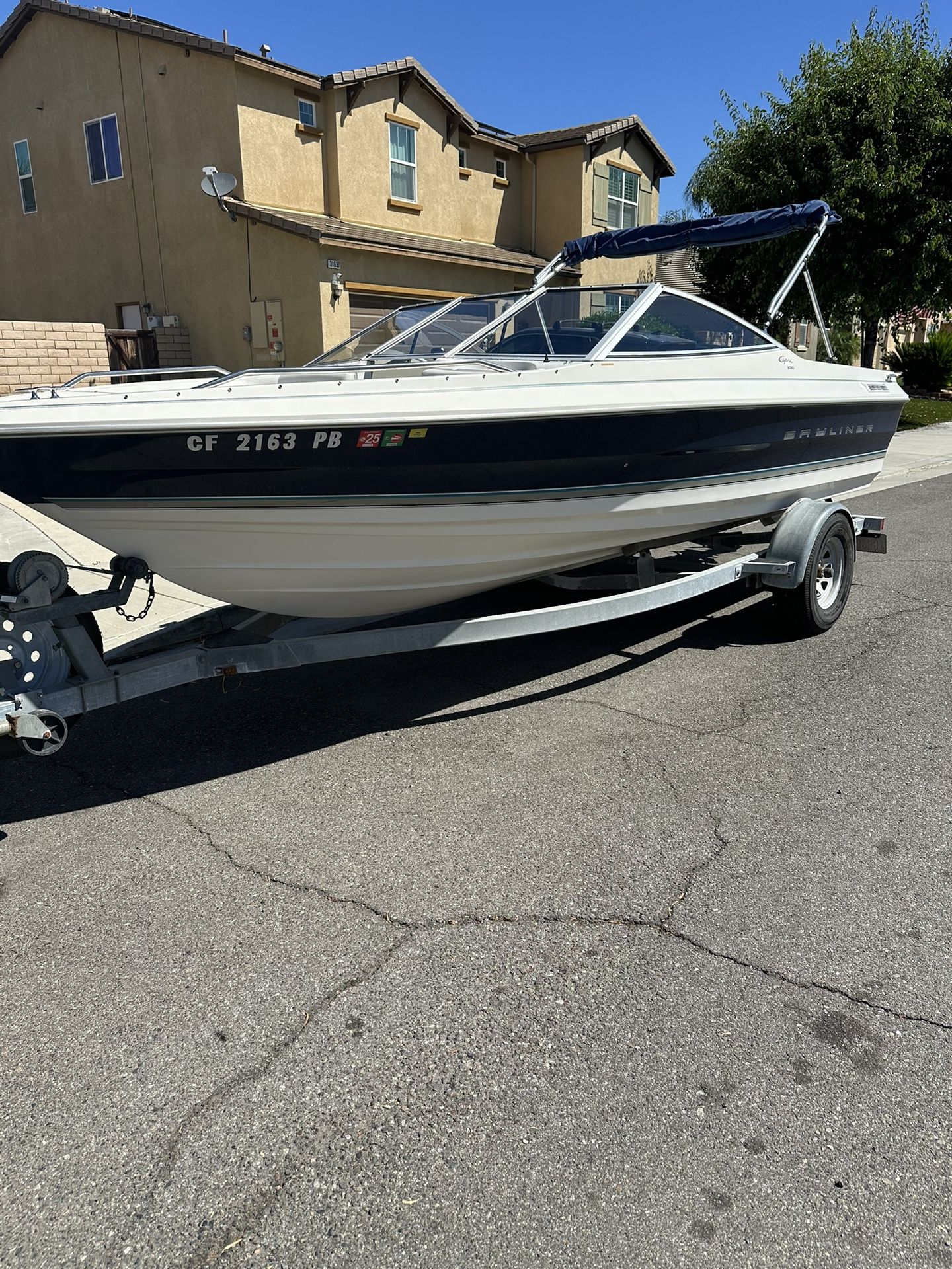 1997 Bayliner Capri 2050 Bow Rider