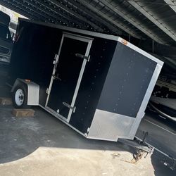 Lark Enclosed Trailer 2011 With Electricity System And Inverted Generator 