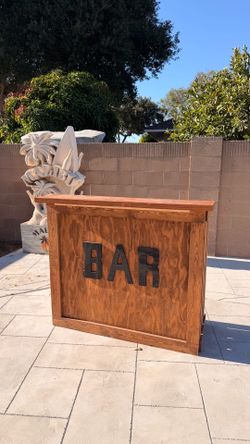 Custom Portable Wooden Bar